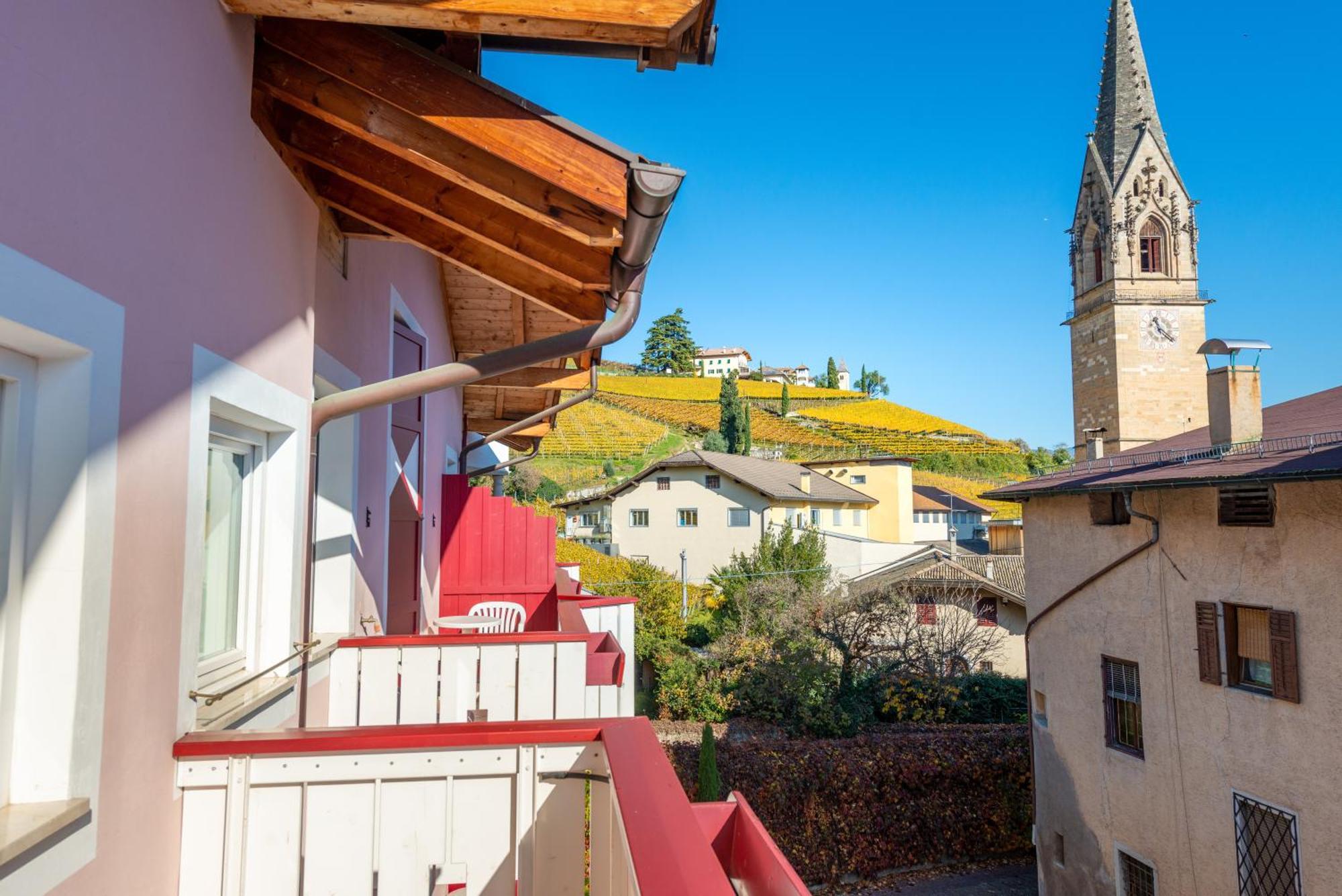 Gartenheim Tramin Termeno Rom bilde
